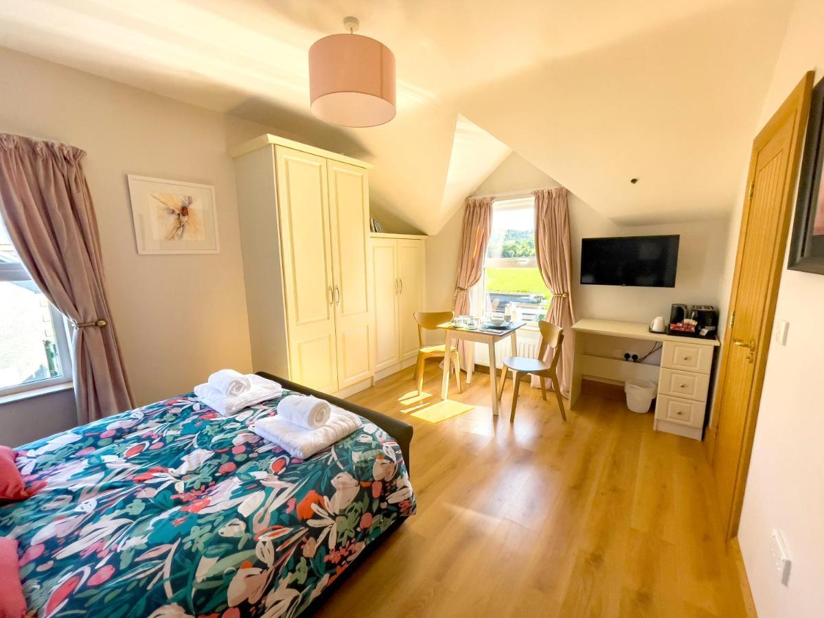 Mount Edwards Hill Guest Accommodation Cushendall Exteriör bild