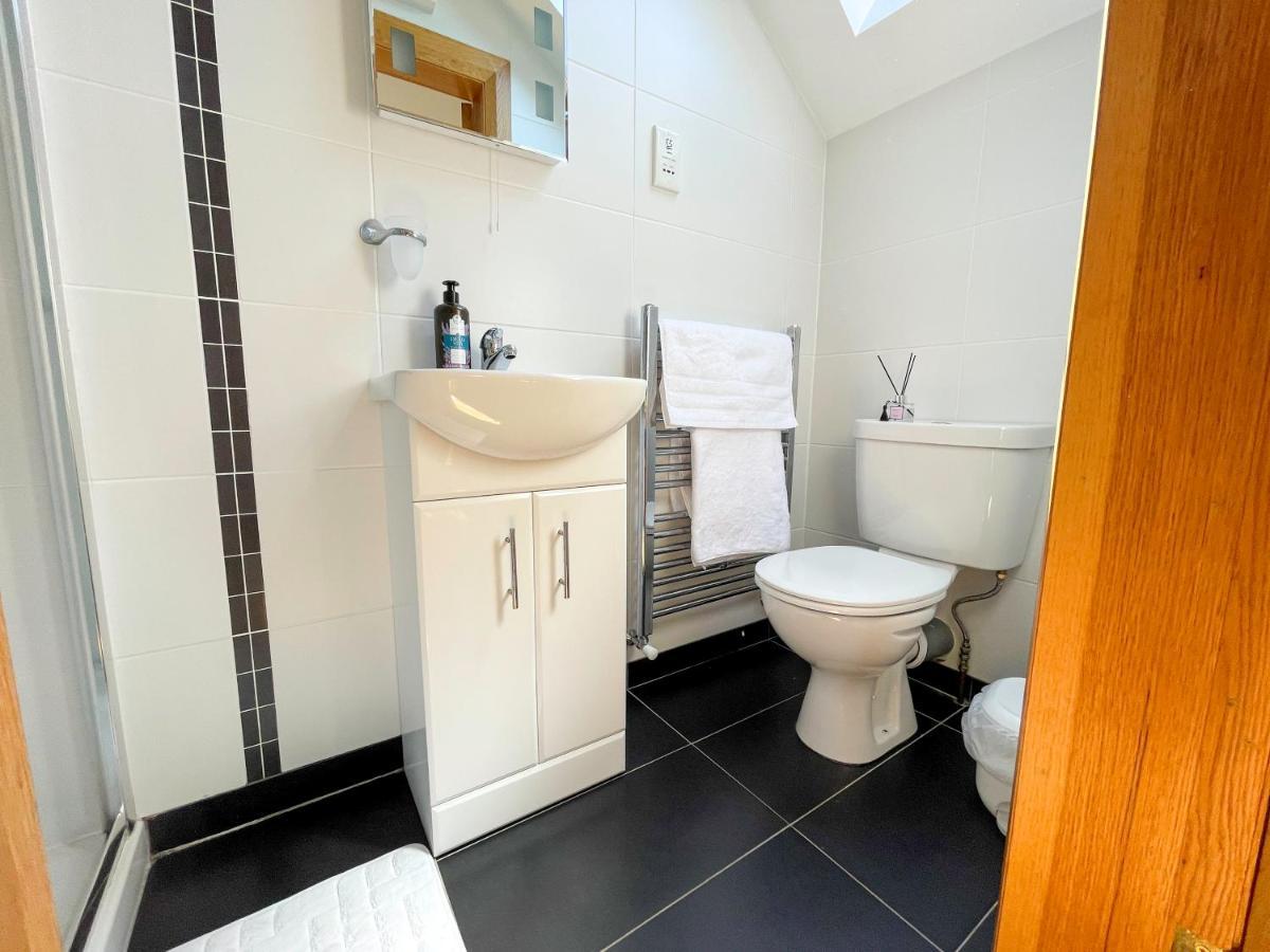 Mount Edwards Hill Guest Accommodation Cushendall Exteriör bild